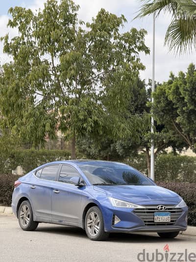 Hyundai Elantra 2025