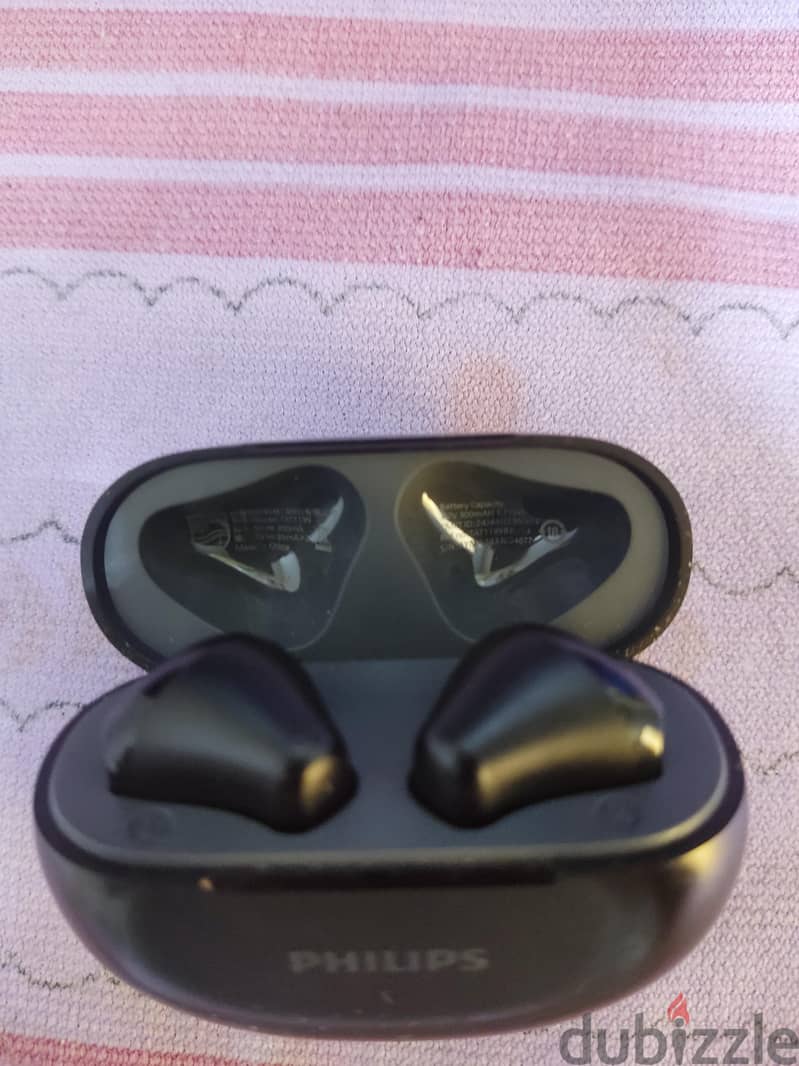 Philips AirPods Model /TAT1199 1