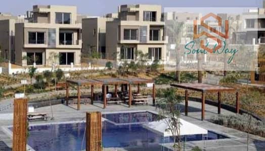 Town house middle   Palm Hills New Cairo