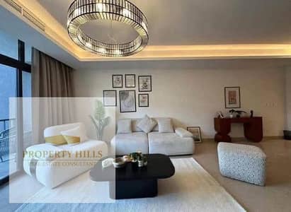 A 4-bedroom apartment of 250 sq m in Crescent Walk by Marakez is for sale at a price lower than the original for a limited time. Installment plans are available for up to 8 years with easy payment options, and a significant discount is offered for cash pa