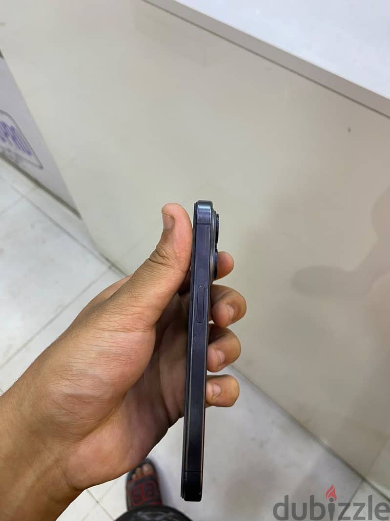 Apple - iPhone 15 Pro 4