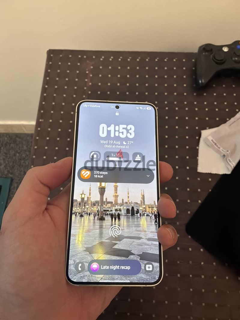 Samsung S24 3
