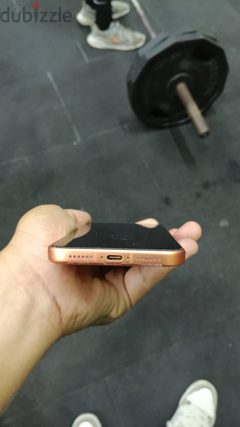 Apple - iPhone 17 Pro Max 3