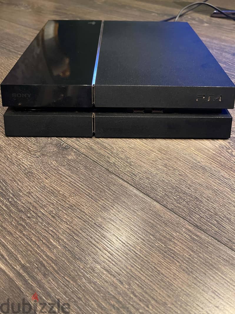 PlayStation 4 fat 1