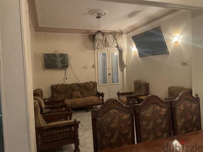 شقة للإيجار مفروشة اول طريق شوبر امام شركة مطاحن الدقيق
