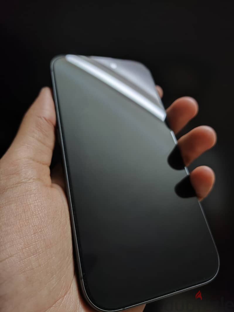 Apple - iPhone 17 2