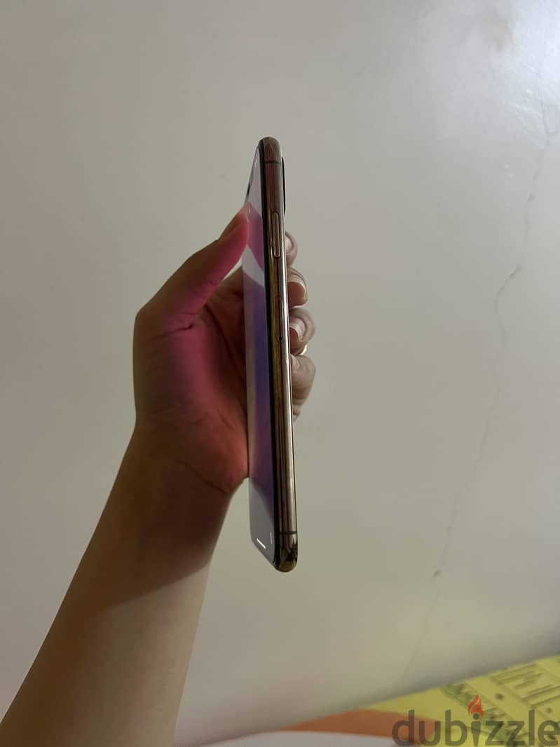 Apple - iPhone XS Max 2