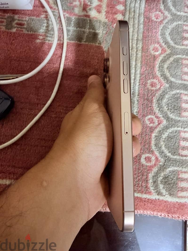 Apple - iPhone 16 Pro Max 4