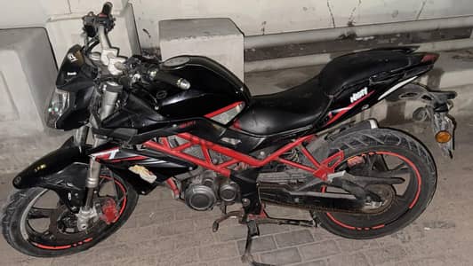 Benelli tnt 150 injection