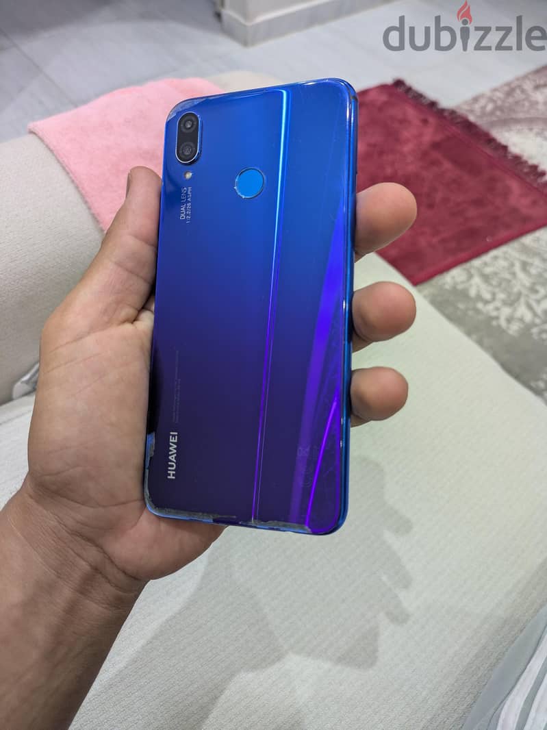 Huawei Nova 3i 1