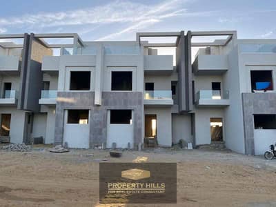 Townhouse receipt soon in Dunes Sheikh Zayed next to Dashour Link