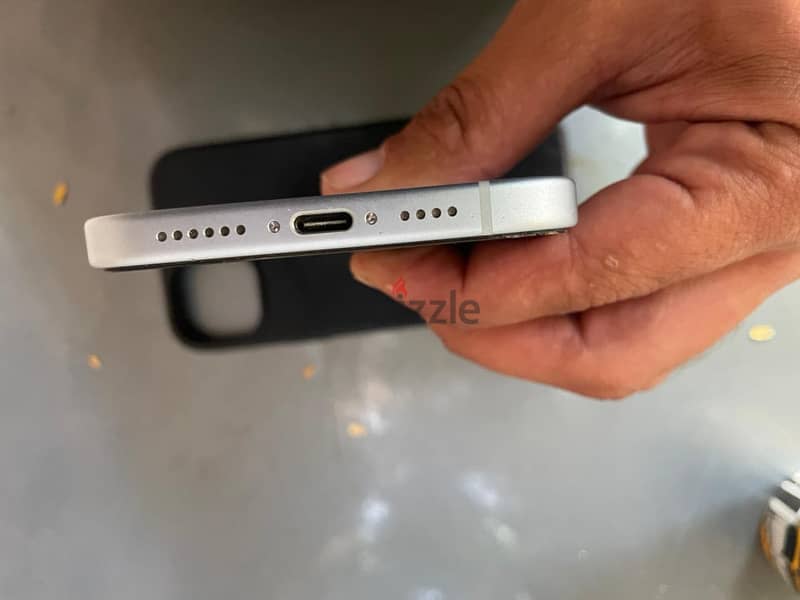 آبل - آيفون 15 بلس 2