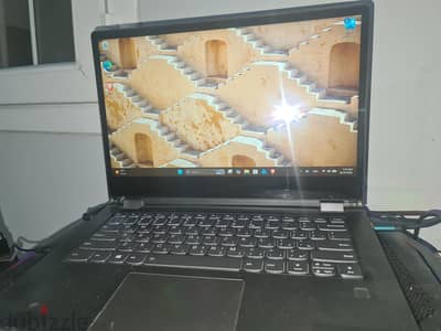 لابتوب YOGA مستعمل بحاله جيده جدا