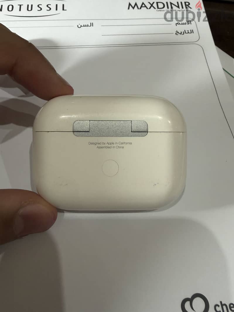 Apple airpods pro original case 2