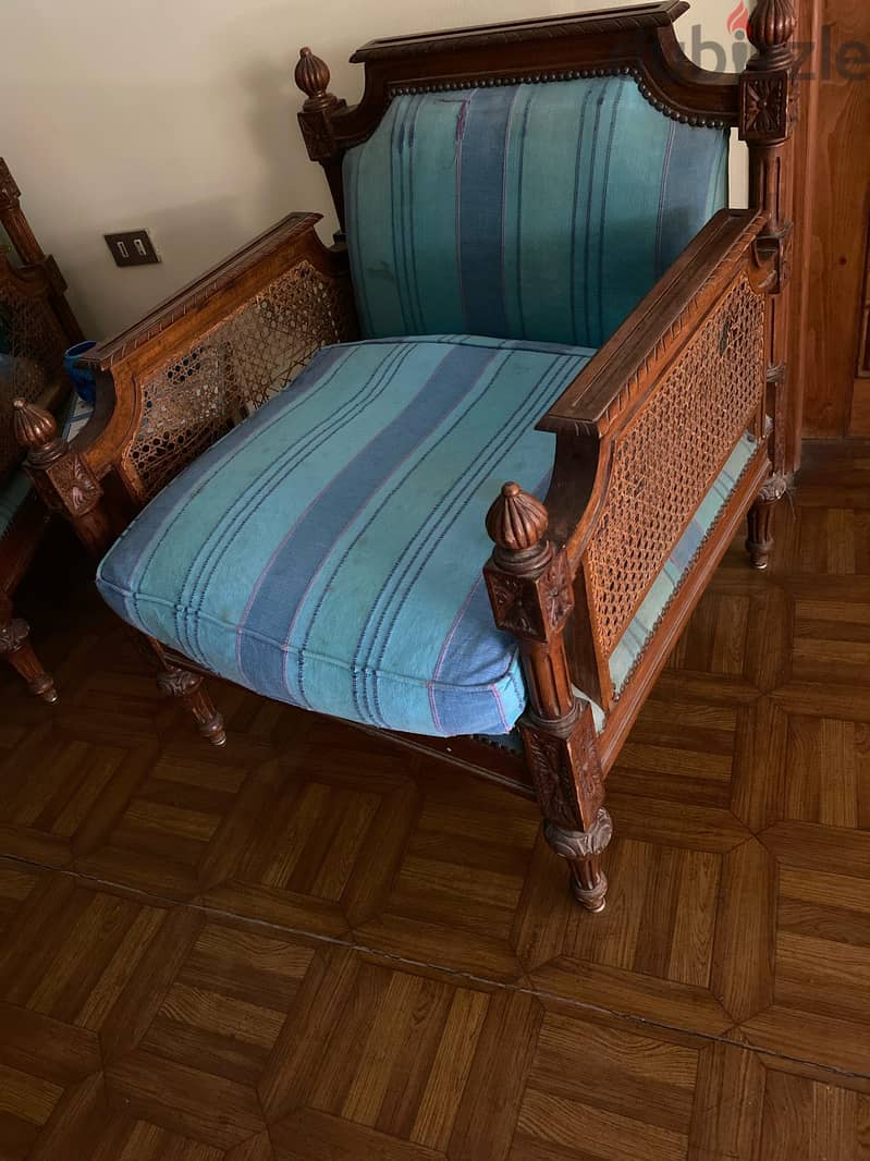 Sofa and 2 fauteuils 1