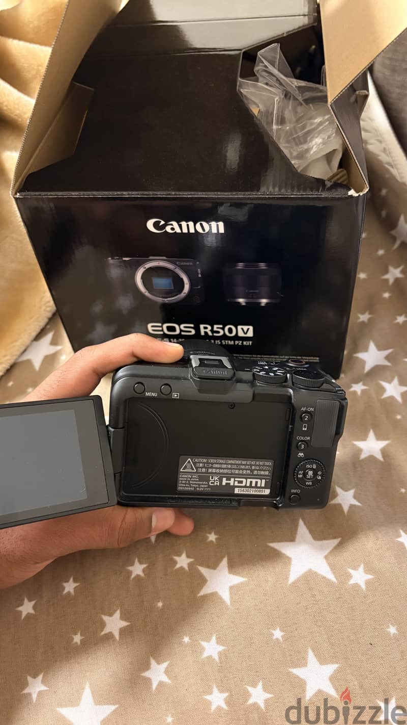 Canon R50V 1