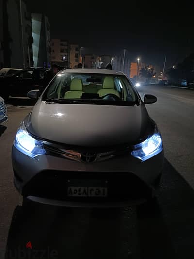 تويوتا ياريس 2015