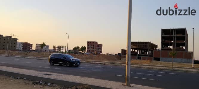 قطعة أرض ناصية بحري للبيع في مدينة بدر – الشمالية الجديدة – على محطة المترو – تاني نمرة من الرئيسي وشارع المشير – بجوار الخدمات