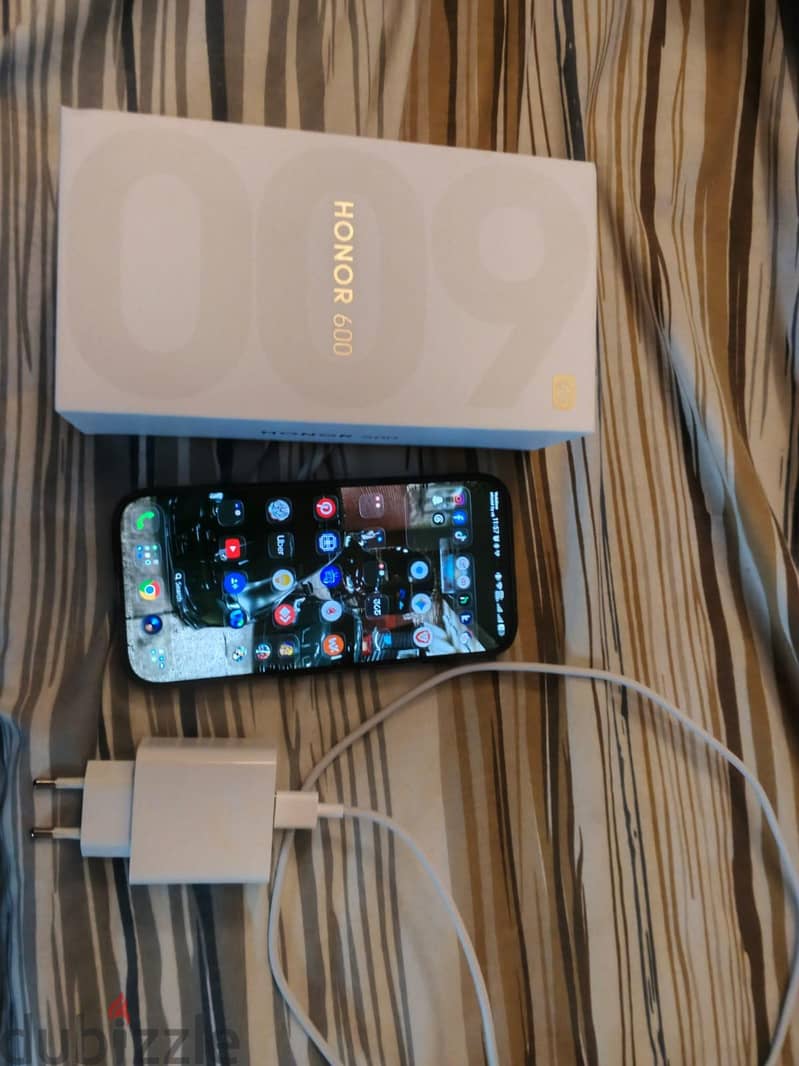 Honor 600 1
