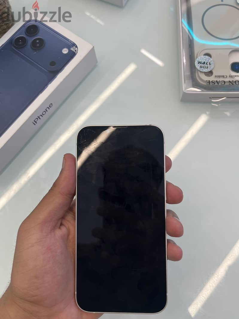 Apple - iPhone 13 7