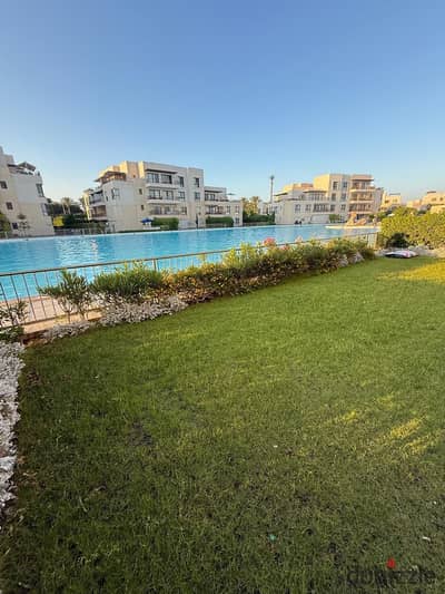 Ground floor chalet with garden on the lagoon for rent in Marassi Blanca North Coast village