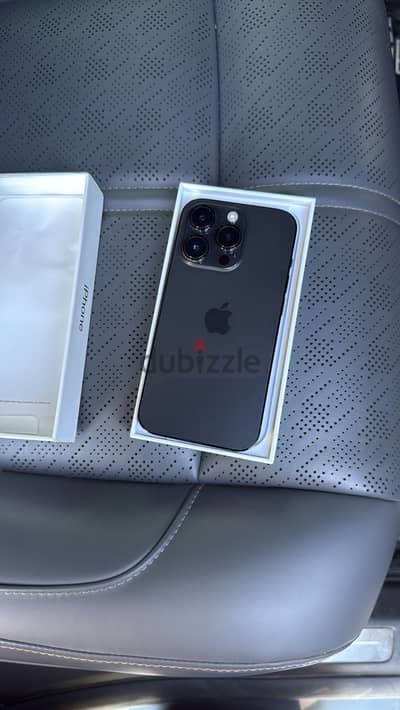 آبل - آيفون 14 برو