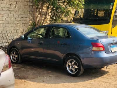 Toyota Yaris 2008