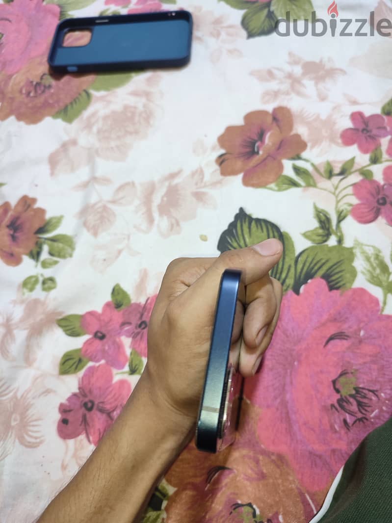 آبل - آيفون 12 2