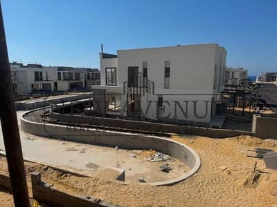 مقدم مع أقساط  - وحدة كورنر- موقع مميز بإطلالة على اللاجون - بحري - تشطيب كامل - فيلا مستقلة للبيع - Soul  - Phase island