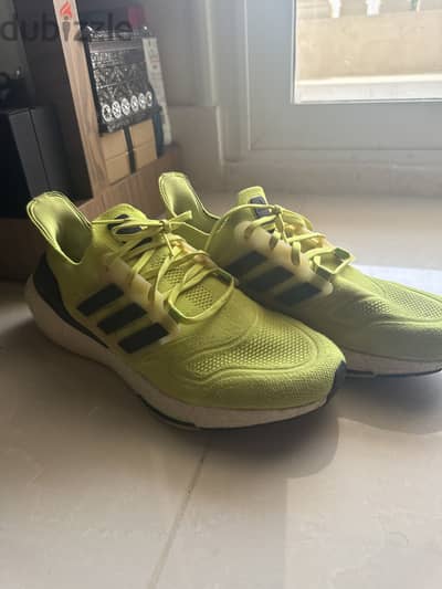 Barely used addidas ultra boost