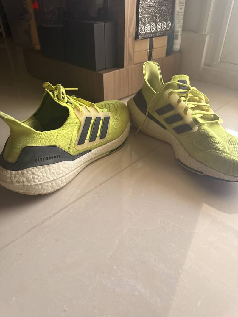 Barely used addidas ultra boost 1