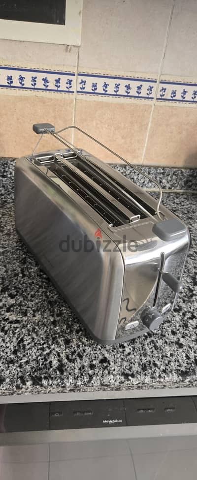 توستر kenwood ٤ قطع خبز او ٢ قطع خبز بلدي