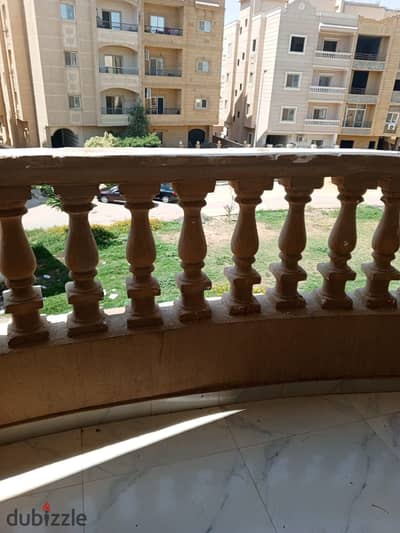 Apartment for rent 4 closed rooms in the southern investors' area with park view, super lux finishing next to Retaj School