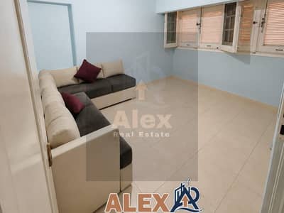 Apartment for sale in Buckley with complete meters and open view