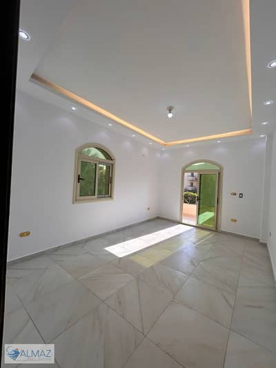 Unfurnished 220 sq m apartment for rent, suitable for administrative use only, in South Academy and the First Settlement, near North 90th Street Unfurnished 220 sq m apartment for rent, suitable for administrative use only, in South Academy and the First Settlement, near North 90th Street