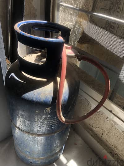 أنبوب بوتاجاز بالمنظم والخرطوم