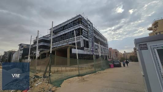 Medical clinic for sale, ready for occupancy within months, super deluxe finishing, in front of the American University in a prime location in New Cai