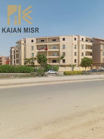 Ruf piece for sale in a strategic location in the fifth district minutes to the Suez Road