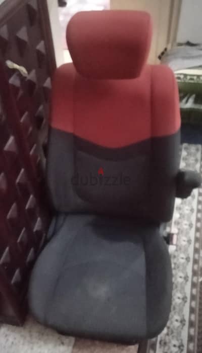 كراسى سيارة