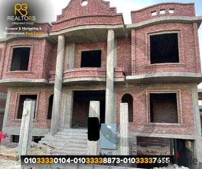 For Sale – 700 sqm Villa in Palm Villas Compound, Sheikh Zayed