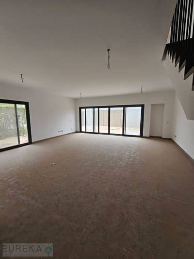 Twin house 373 m prime location  Fully finished  Parcel 3  View pocket directly G+1+roof Asking16,200,000 Remming 4,500,000 till 2023  Q:277,000