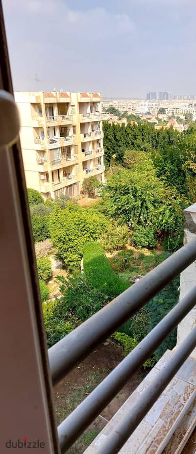 A distinctive 230 sqm apartment with a double-view frontage in Zayed 2000 Compound, Sheikh Zayed.