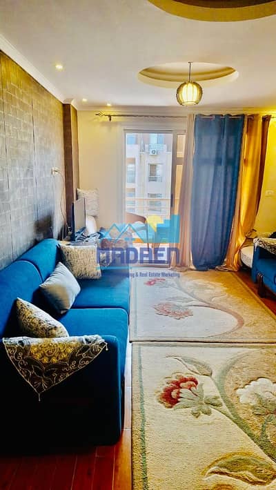 Apartment 96 square meters for rent empty in Madinaty in B7 hotel finishes