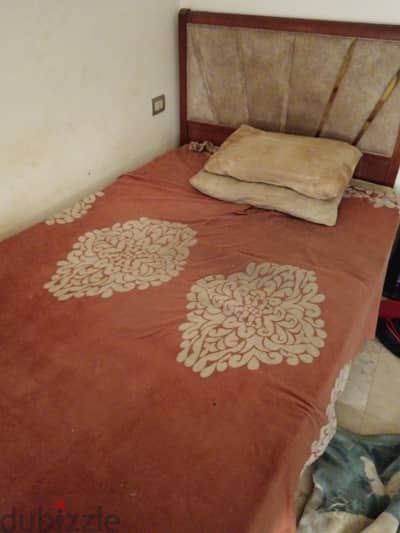 سرير فردي