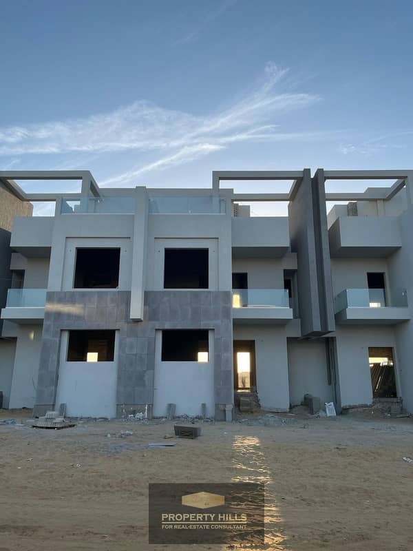 Townhouse Corner for Sale on 365m Land Next to Beverly Hills on Dashour Link