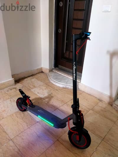 اسكوتر كهرباء لى البيع