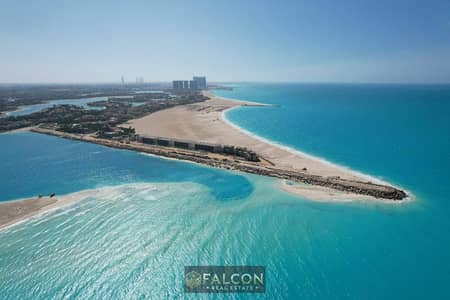 صف اول ع لسان الوزارة فيلا تاون VIP رؤية كاملة من جميع الغرف تشطيب كامل بالفرش والاجهزة مارينا 5 العلمين MARINA دقايق من مراسي وهاسيندا