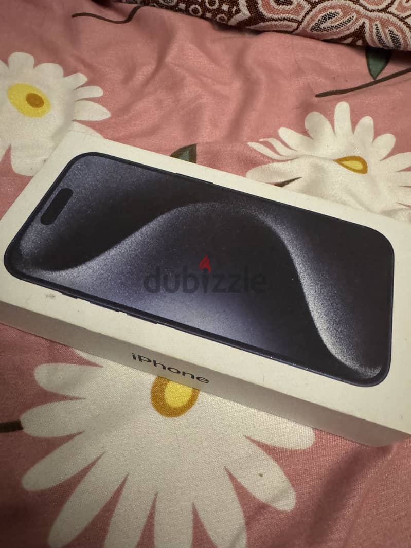Apple - iPhone 15 Pro 4
