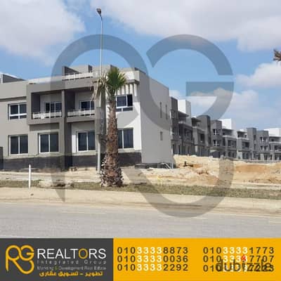 Townhouse Corner 272 sqm in ETAPA Compound, facilities for 7 years, great location