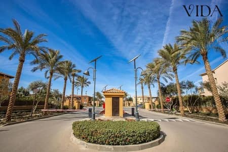 فيلا استاندالون تشطيب فاخر 450 متر للبيع فى كومباوند ميفيدا التجمع الخامس بالقرب من جميع المحاور الرئيسية بسعر مميز